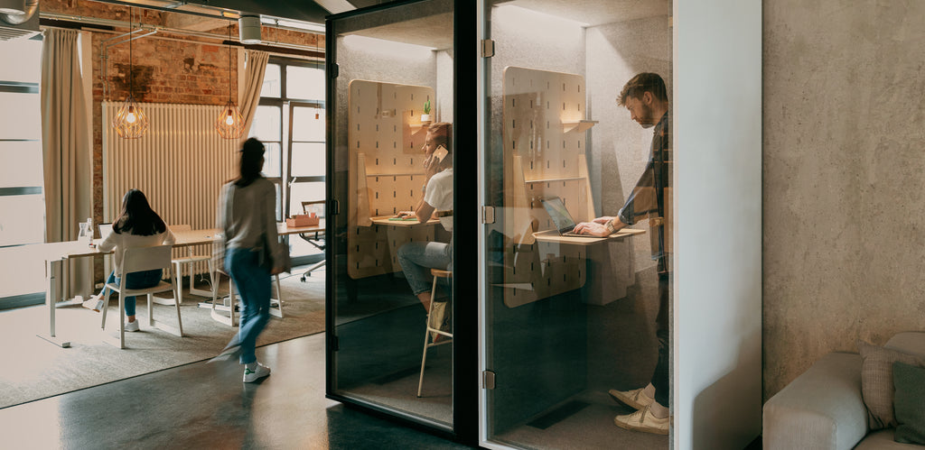 Wie hybrides Arbeiten die Raumplanung im Büro verändert